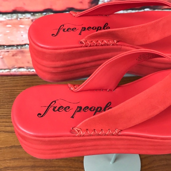 Free People Haven Thong Flatform Leather Sandals / Flip Flops in Flame - Picture 11 of 15